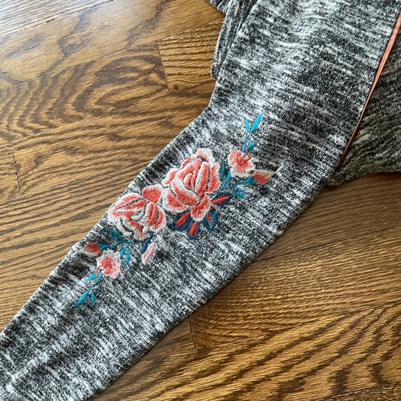 THML long sleeve top - Picture 7 of 11